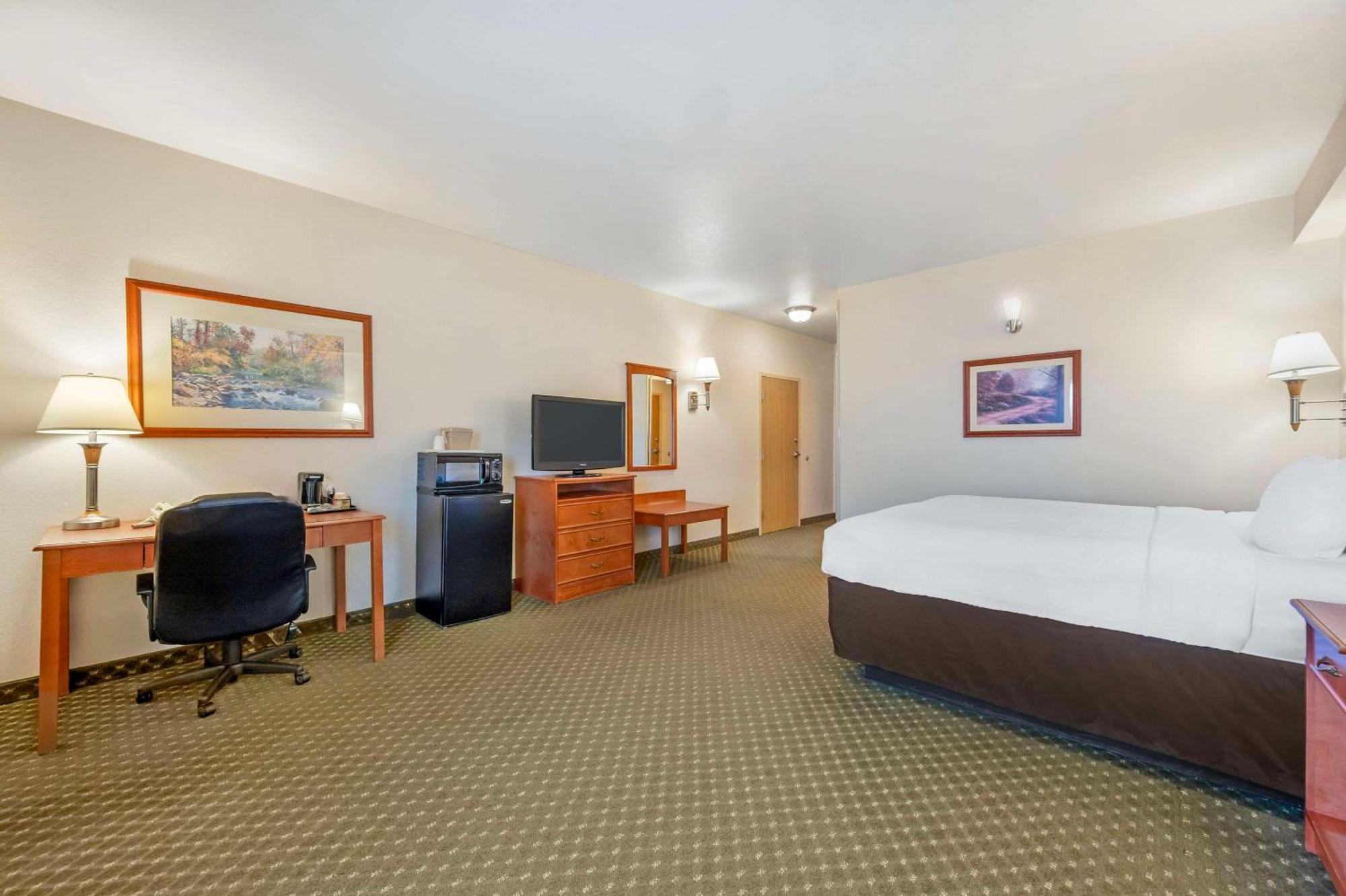 Comfort Inn & Suites Роулинс Экстерьер фото