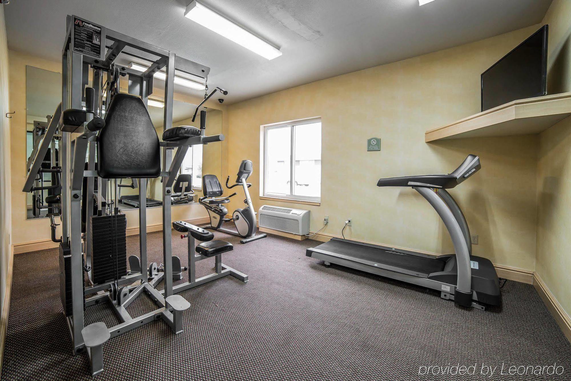 Comfort Inn & Suites Роулинс Экстерьер фото